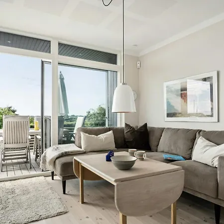 Architect-designed House With Sea Views Semesterbostad Hejls