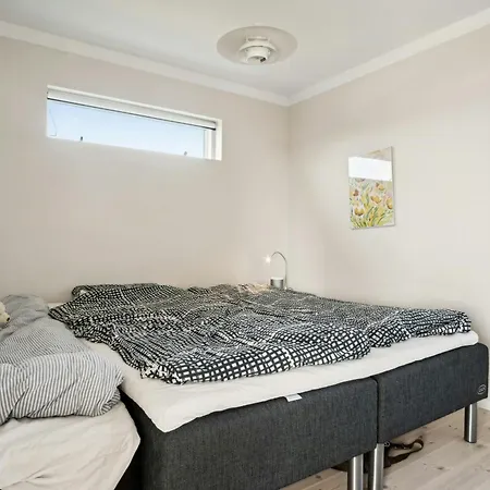 Architect-designed House With Sea Views Semesterbostad *