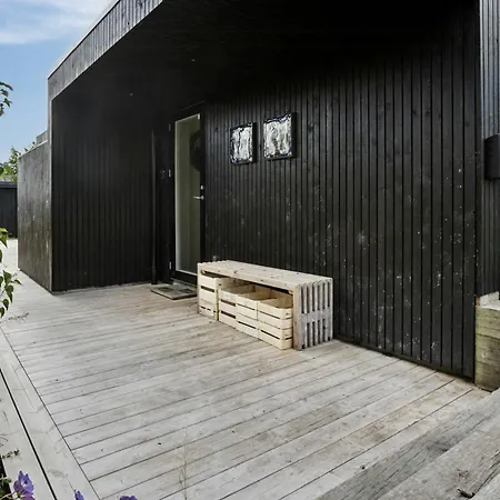 Architect-designed House With Sea Views Ferienhaus *