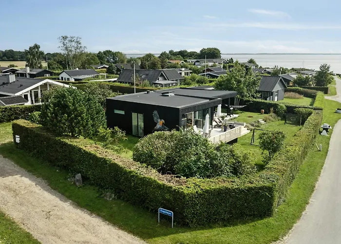 Prázdninový dům Architect-designed House With Sea Views Hejls