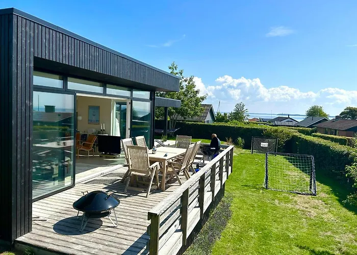 Architect-designed House With Sea Views